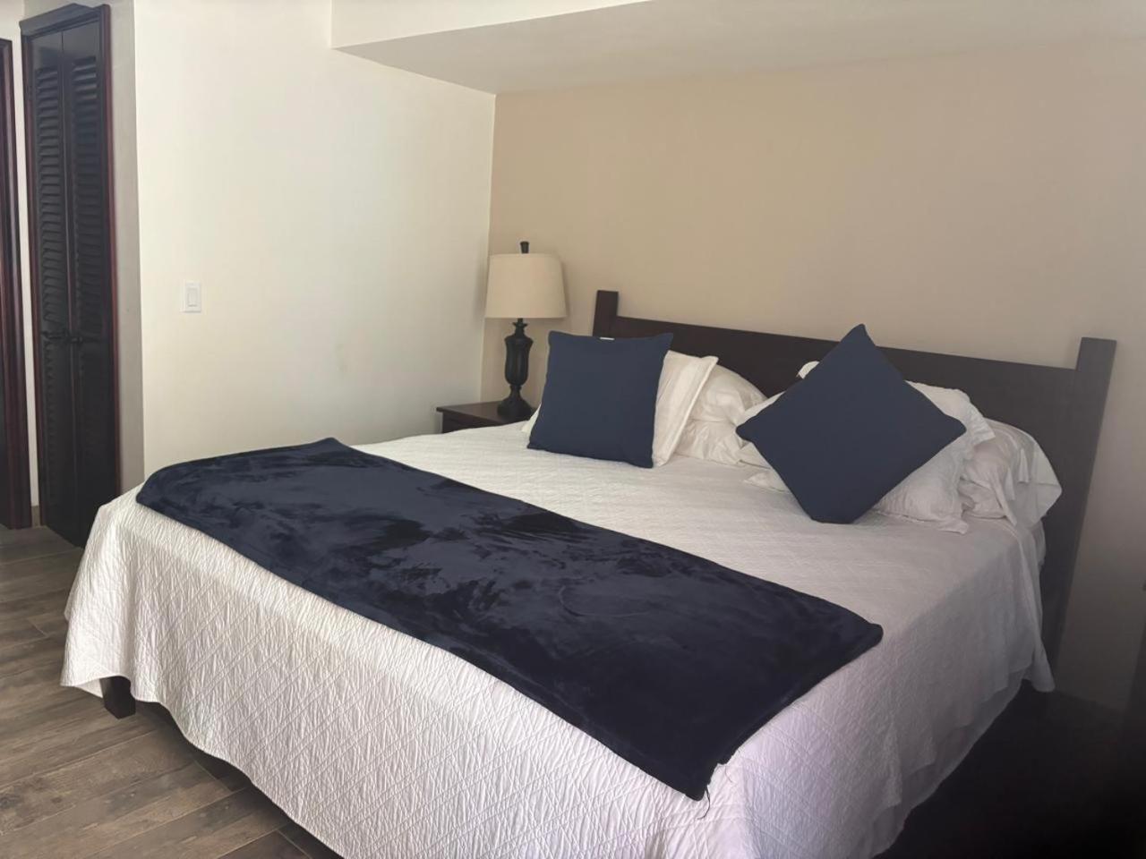 Hotel Ashton Court Belize Belize City Exteriér fotografie